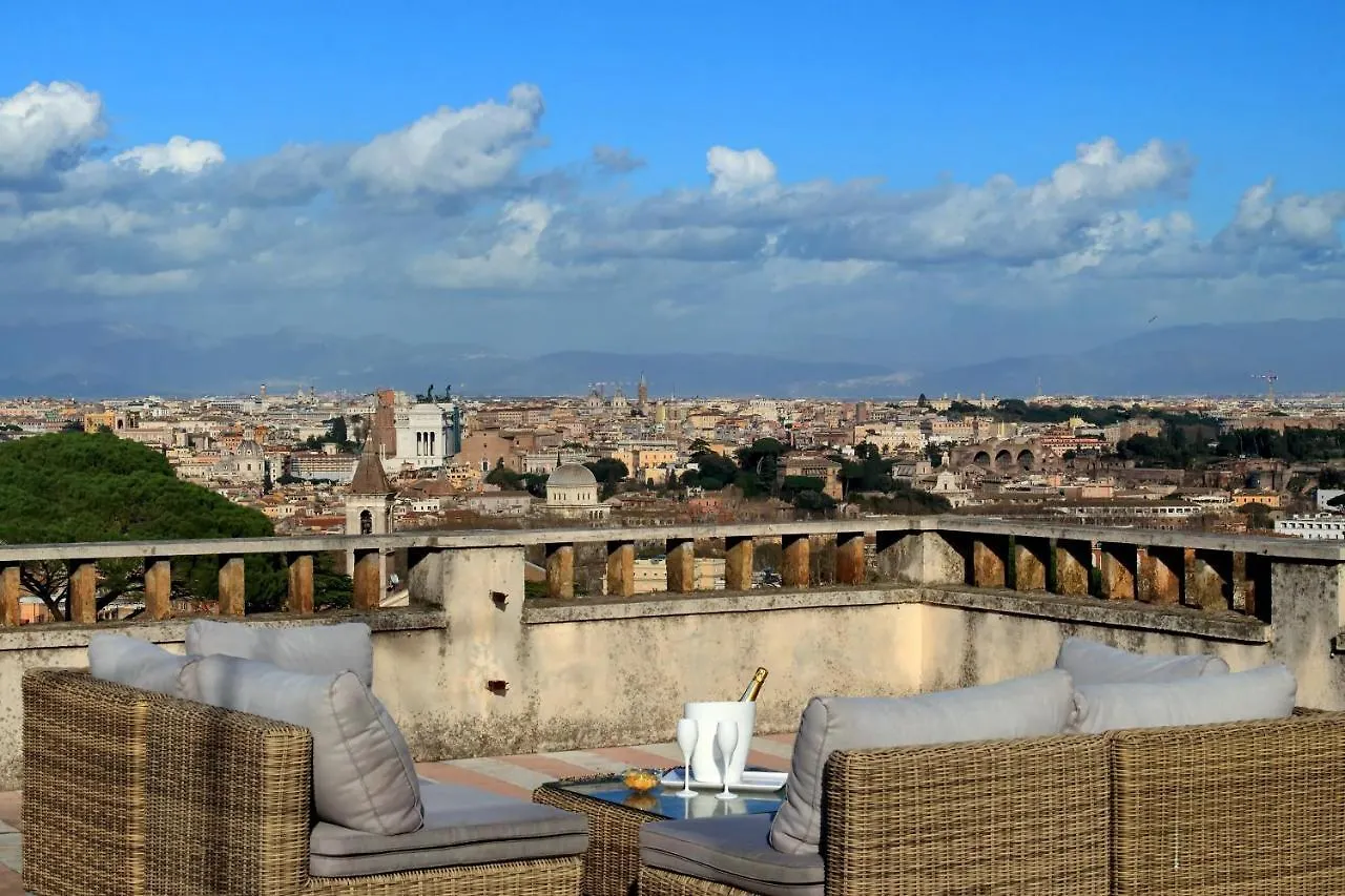 ** بيت ضيافة Domus Monami Luxury Suites Rome إيطاليا